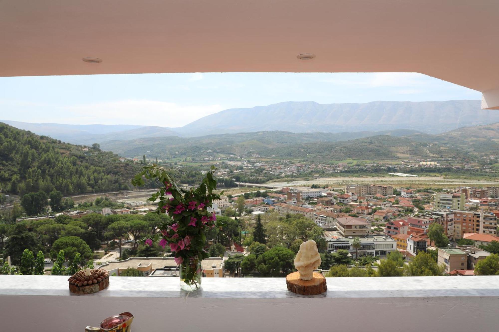 Vila Toska Berat Exterior foto