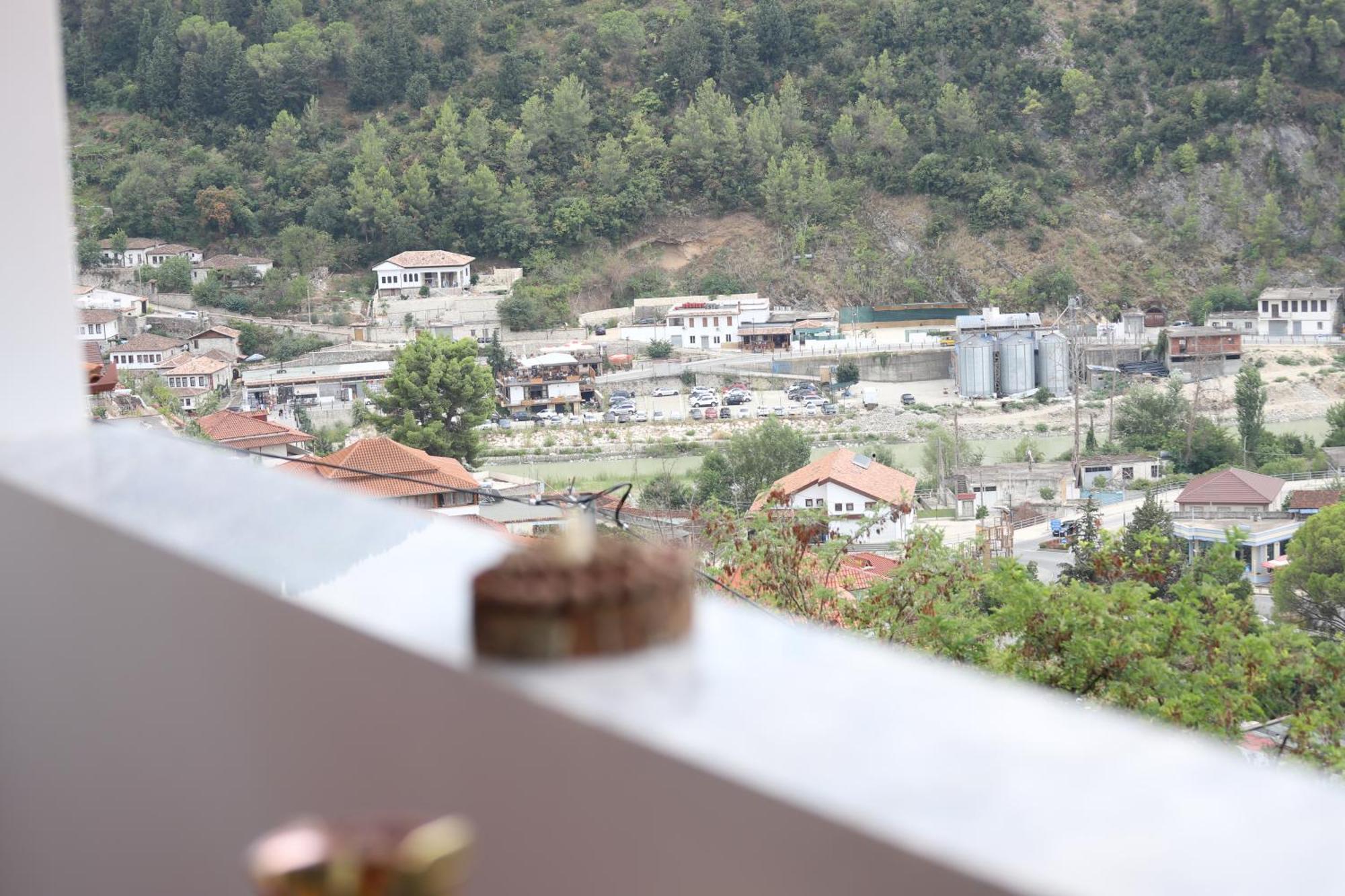 Vila Toska Berat Exterior foto